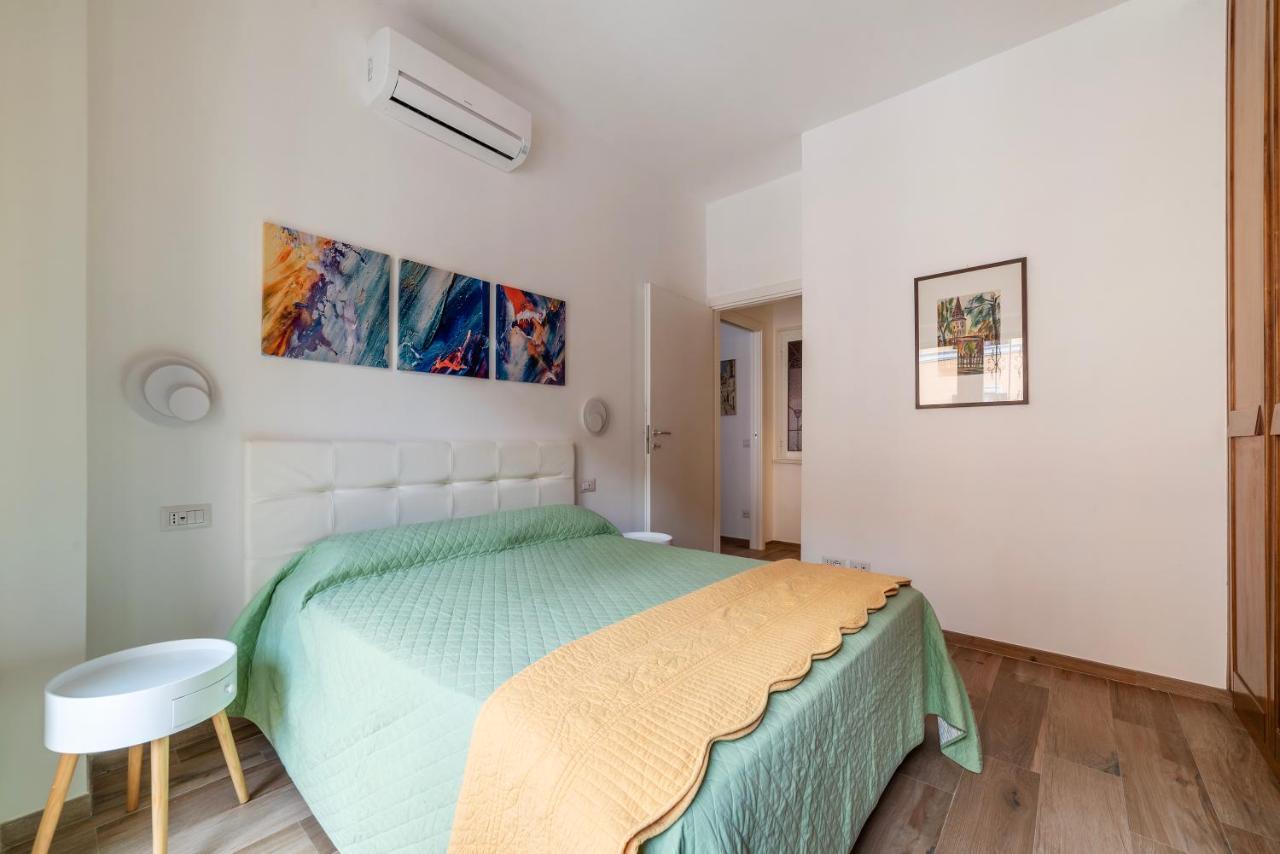 Piazza Re Di Roma Comfy Apartment Luaran gambar